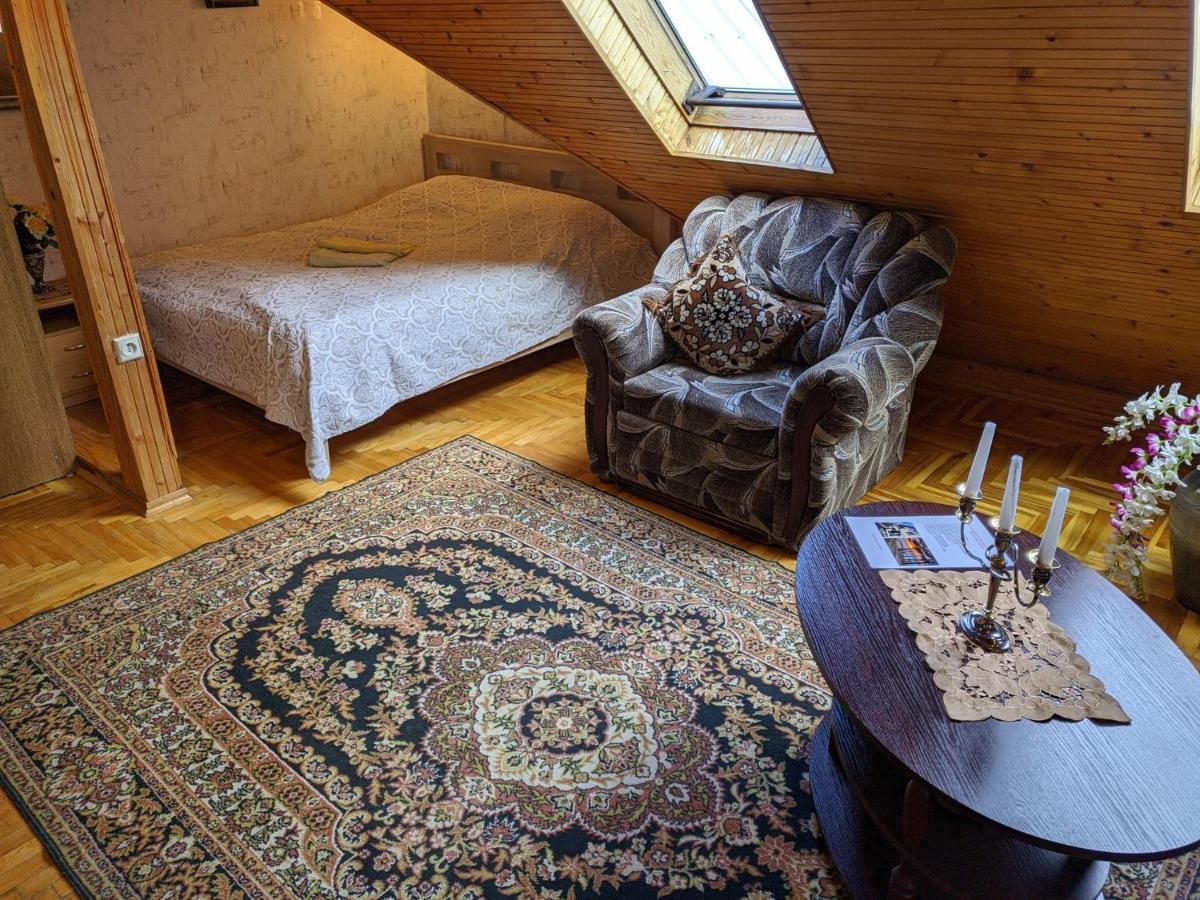 Guest House Nika - Cottages And Rooms In The Heart Of Palanga City Center Εξωτερικό φωτογραφία