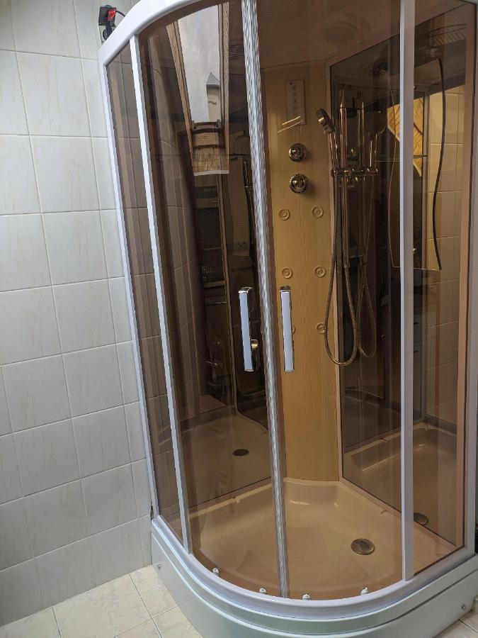 Guest House Nika - Cottages And Rooms In The Heart Of Palanga City Center Εξωτερικό φωτογραφία
